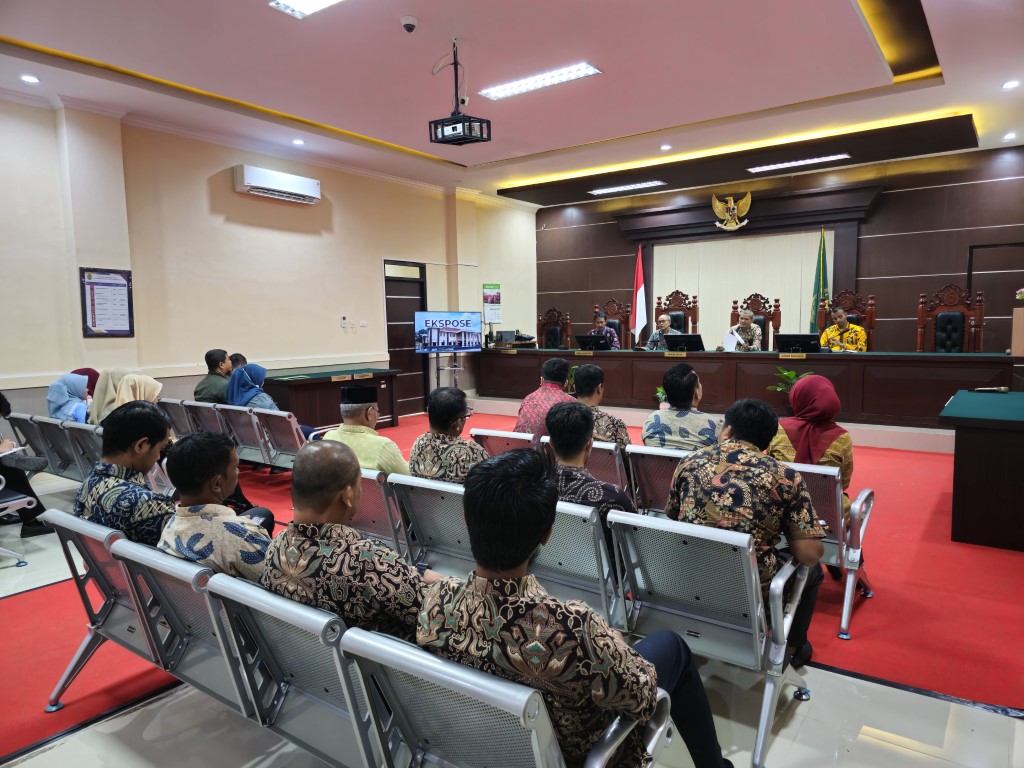 20231130 090027 Medium